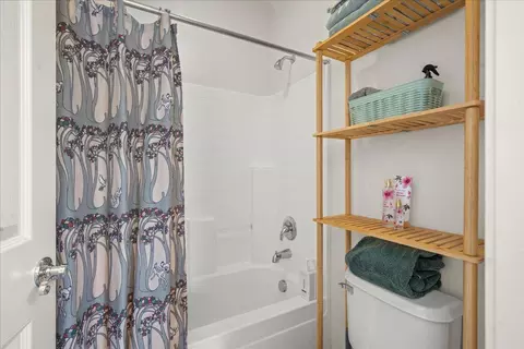 Bath - 753 Egret Dr, Williams, CA 95987 photo 3 of 6