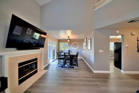 Dining - 1002 Pinehurst Ct, Concord, CA 94521 photo 4 of 4