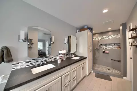Bath - 1002 Pinehurst Ct, Concord, CA 94521 photo 9 of 13