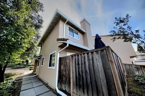 Exterior - 1002 Pinehurst Ct, Concord, CA 94521 photo 11 of 12