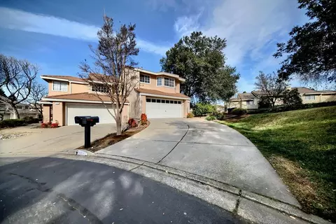 Exterior - 1002 Pinehurst Ct, Concord, CA 94521 photo 5 of 12