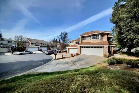Exterior - 1002 Pinehurst Ct, Concord, CA 94521 photo 4 of 12