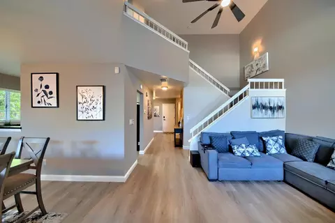 Entry Way - 1002 Pinehurst Ct, Concord, CA 94521 photo 7 of 15