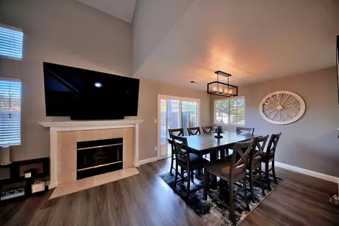 Dining - 1002 Pinehurst Ct, Concord, CA 94521 photo 3 of 4