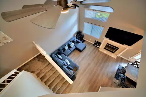 Entry Way - 1002 Pinehurst Ct, Concord, CA 94521 photo 8 of 15