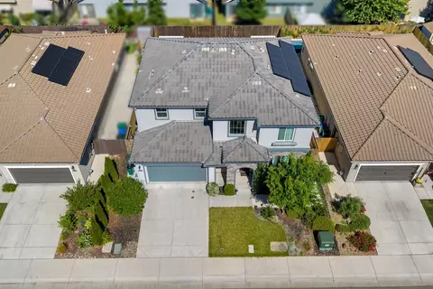 View/Area - 1952 Roualt Way, Lodi, CA 95242 photo 5 of 17