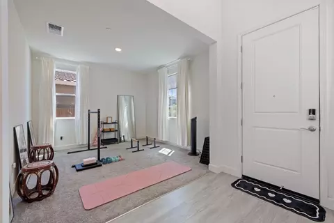 Entry Way - 1952 Roualt Way, Lodi, CA 95242 photo 2 of 14
