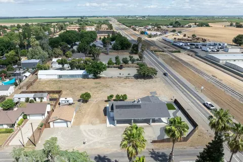 View/Area - 720 N 2nd St, Patterson, CA 95363 photo 15 of 15