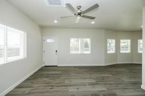 Living - 720 N 2nd St, Patterson, CA 95363 photo 4 of 6