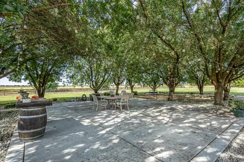 5660 William Ln, Lincoln, CA 95648