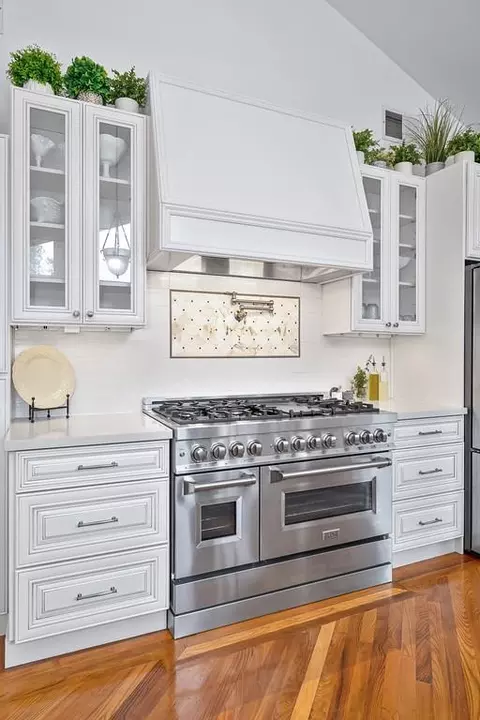 Kitchen - 4860 Silk Tree Ln, Cool, CA 95614 photo 6 of 7