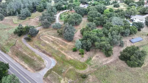 View/Area - 4860 Silk Tree Ln, Cool, CA 95614 photo 11 of 14