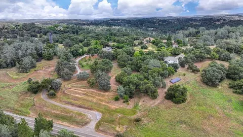 View/Area - 4860 Silk Tree Ln, Cool, CA 95614 photo 13 of 14