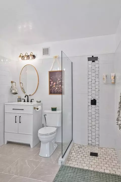 Bath - 4860 Silk Tree Ln, Cool, CA 95614 photo 5 of 8