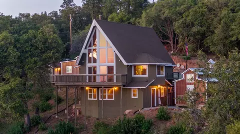 12865 Mierkey Rd, Pine Grove, CA 95665