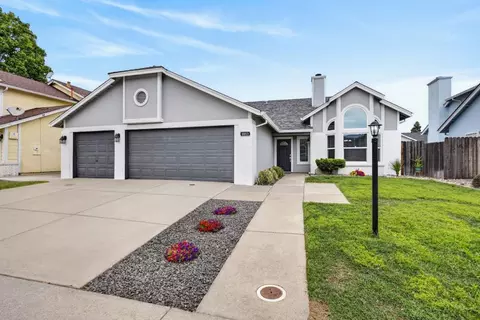 8853 Bridalsmith Dr, Sacramento, CA 95828