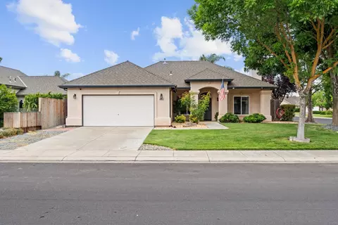 6541 Graybark Ln, Hughson, CA 95326