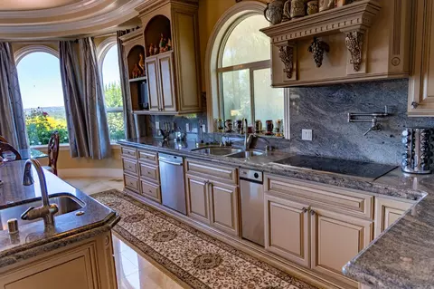 Kitchen - 7968 Rasmussen Rd, Loomis, CA 95650 photo 2 of 3