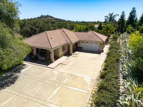 Exterior - 7968 Rasmussen Rd, Loomis, CA 95650 photo 8 of 15