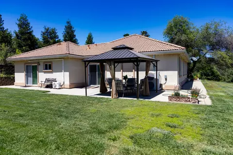 Exterior - 7968 Rasmussen Rd, Loomis, CA 95650 photo 9 of 15