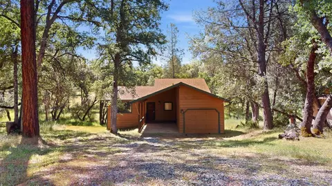 12876 Green Valley Cir, Groveland, CA 95321