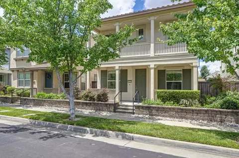 3225 Parkham Dr, Roseville, CA 95747