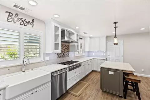 Kitchen - 2832 Belharbour Dr, Modesto, CA 95355 photo 8 of 9