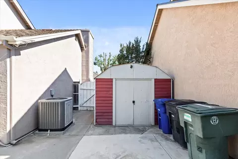 Exterior - 2832 Belharbour Dr, Modesto, CA 95355 photo 16 of 19