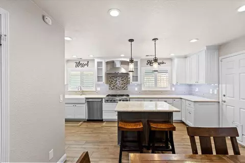 Kitchen - 2832 Belharbour Dr, Modesto, CA 95355 photo 1 of 9