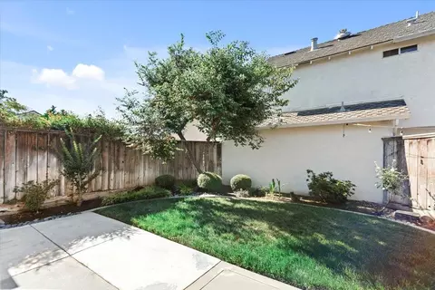 Exterior - 2832 Belharbour Dr, Modesto, CA 95355 photo 14 of 19