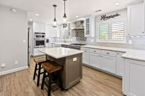Kitchen - 2832 Belharbour Dr, Modesto, CA 95355 photo 3 of 9