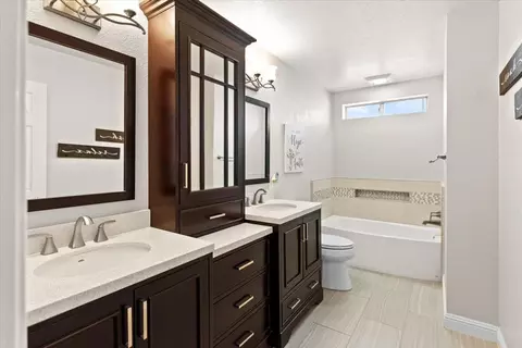 Bath - 2832 Belharbour Dr, Modesto, CA 95355 photo 12 of 12