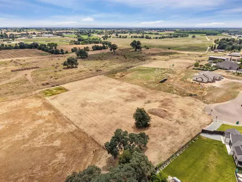 19012 E Sierra View Ct, Clements, CA 95227 photo 5