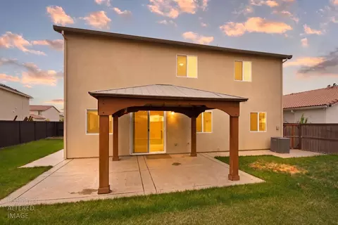 Exterior - 2063 Baldwin Way, Olivehurst, CA 95961 photo 4 of 5