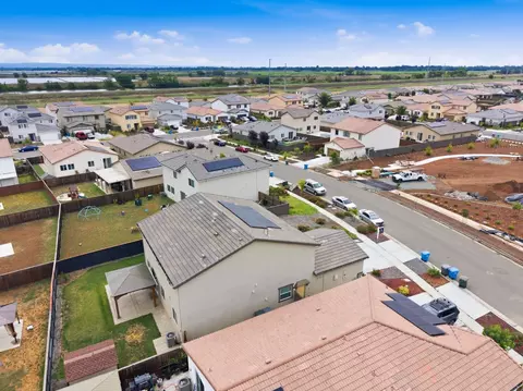 View/Area - 2063 Baldwin Way, Olivehurst, CA 95961 photo 4 of 9