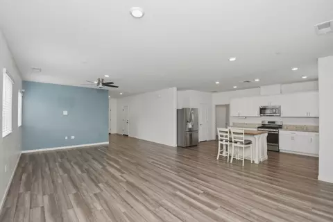 Living - 2063 Baldwin Way, Olivehurst, CA 95961 photo 3 of 4
