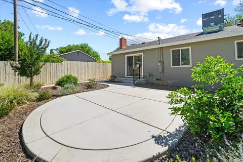 Exterior - 2101 Bircher Way, Carmichael, CA 95608 photo 7 of 7