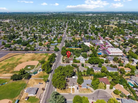 View/Area - 2101 Bircher Way, Carmichael, CA 95608 photo 9 of 10