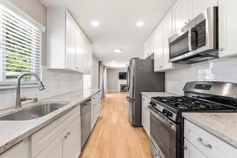 Kitchen - 2101 Bircher Way, Carmichael, CA 95608 photo 2 of 2