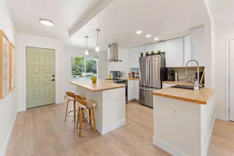 6737 Van Maren Ln, Citrus Heights, CA 95621