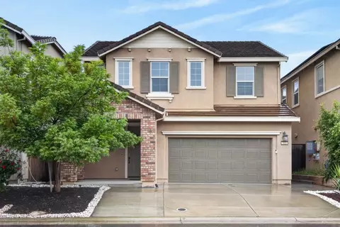 913 Puma St, Rocklin, CA 95765