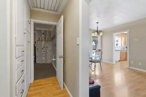 Entry Way - 1242 Pauline Ave, Modesto, CA 95358 photo 3 of 3