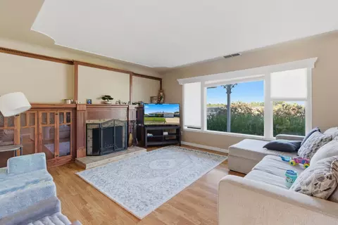 Living - 1242 Pauline Ave, Modesto, CA 95358 photo 3 of 3