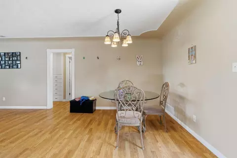 Dining - 1242 Pauline Ave, Modesto, CA 95358 photo 2 of 2