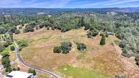 5097 Oak Leaf Cir, Placerville, CA 95667 photo 2