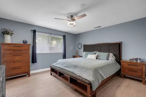 Bedroom - 625 Periwinkle Dr, Patterson, CA 95363 photo 2 of 2