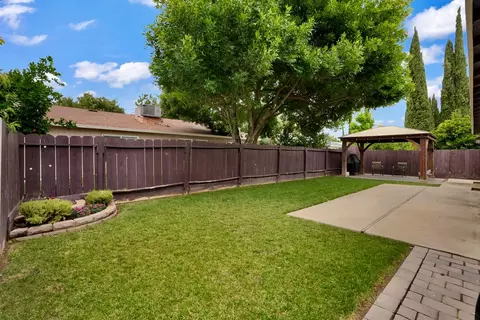 Exterior - 625 Periwinkle Dr, Patterson, CA 95363 photo 5 of 5