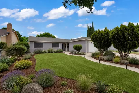Exterior - 625 Periwinkle Dr, Patterson, CA 95363 photo 2 of 5