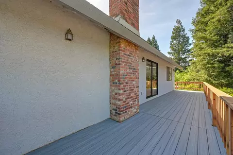Exterior - 4124 Mindt Ct, Carmichael, CA 95608 photo 5 of 13