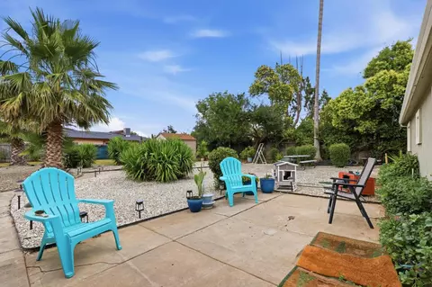 Exterior - 1885 15th St, Olivehurst, CA 95961 photo 6 of 8